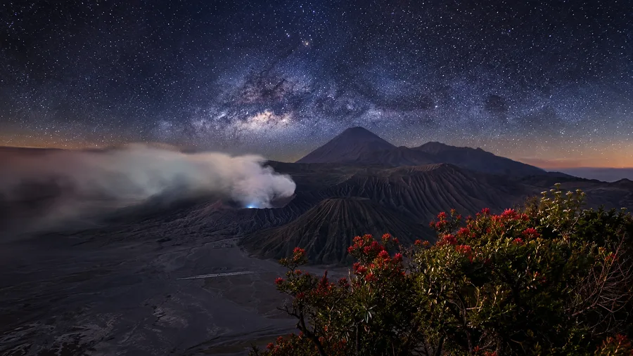 Bromo Milky Way and Ijen Blue Fire Tour